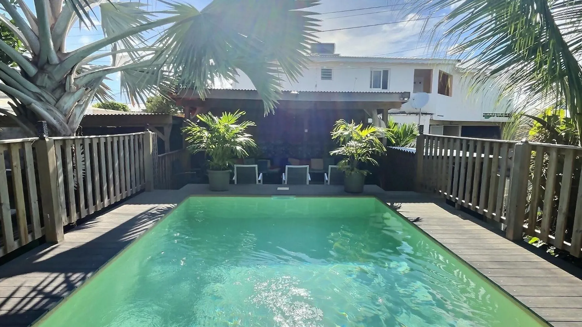 Appartement Chaleureux Avec Piscine - Ideal Pour Couple Et Petite Famille- Saint-Francois